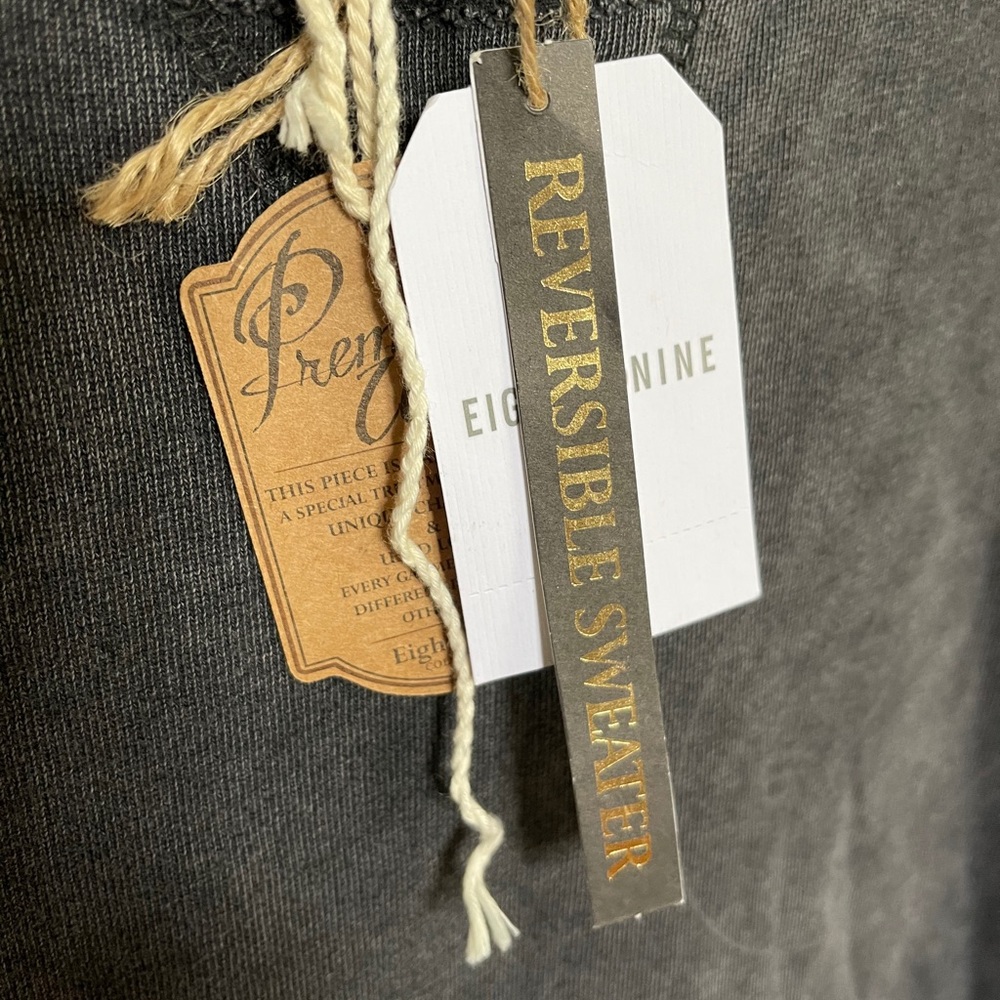 Eight2Nine Sweatshirt - Picture 4 of 4